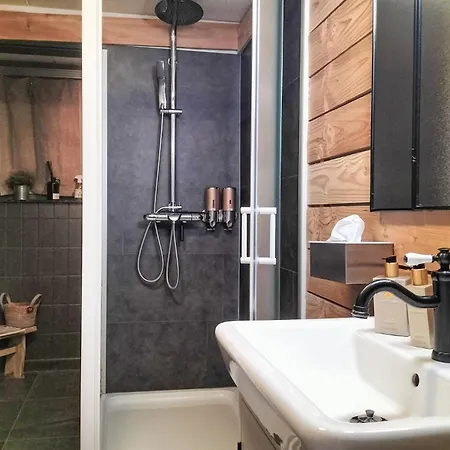 Lägenhet Beautiful In Bouillon